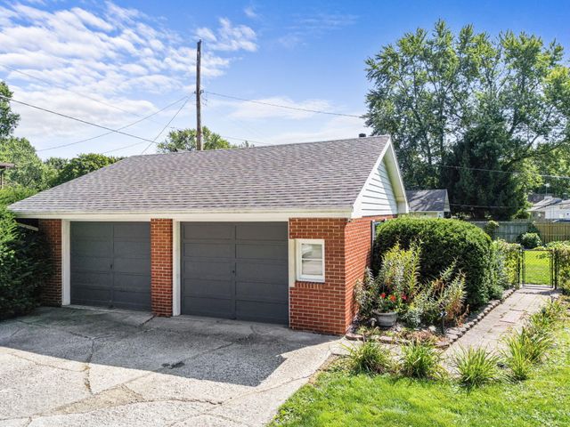 401 S 15th Street, Chesterton, IN 46304
