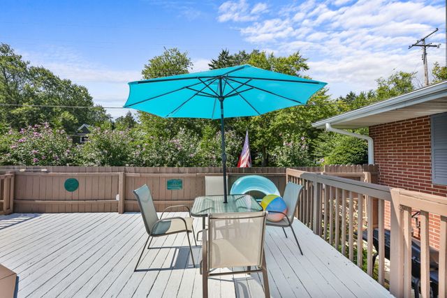 401 S 15th Street, Chesterton, IN 46304