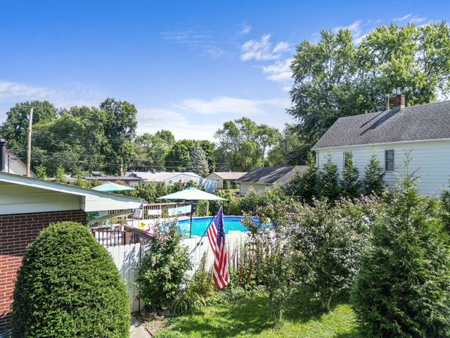 401 S 15th Street, Chesterton, IN 46304