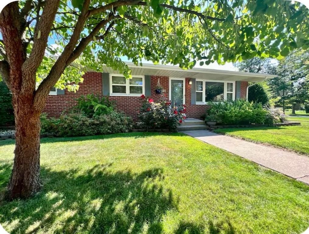 401 S 15th Street, Chesterton, IN 46304