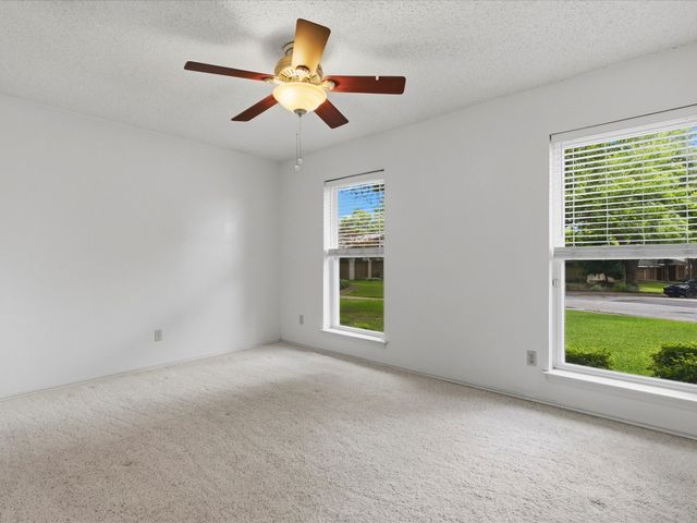 602 Adams Drive, Duncanville, TX 75137