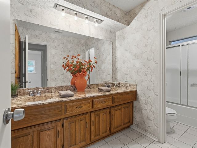 602 Adams Drive, Duncanville, TX 75137