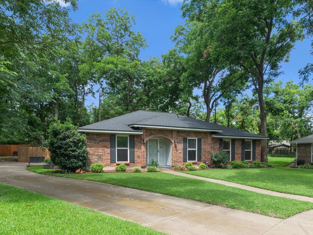 602 Adams Drive, Duncanville, TX 75137