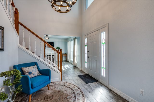 3305 Oakdale Court, Hurst, TX 76054