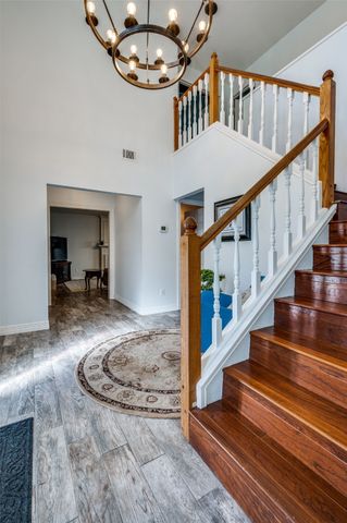3305 Oakdale Court, Hurst, TX 76054