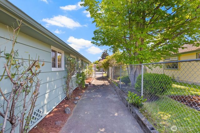 528 Wetmore Avenue, Everett, WA 98201