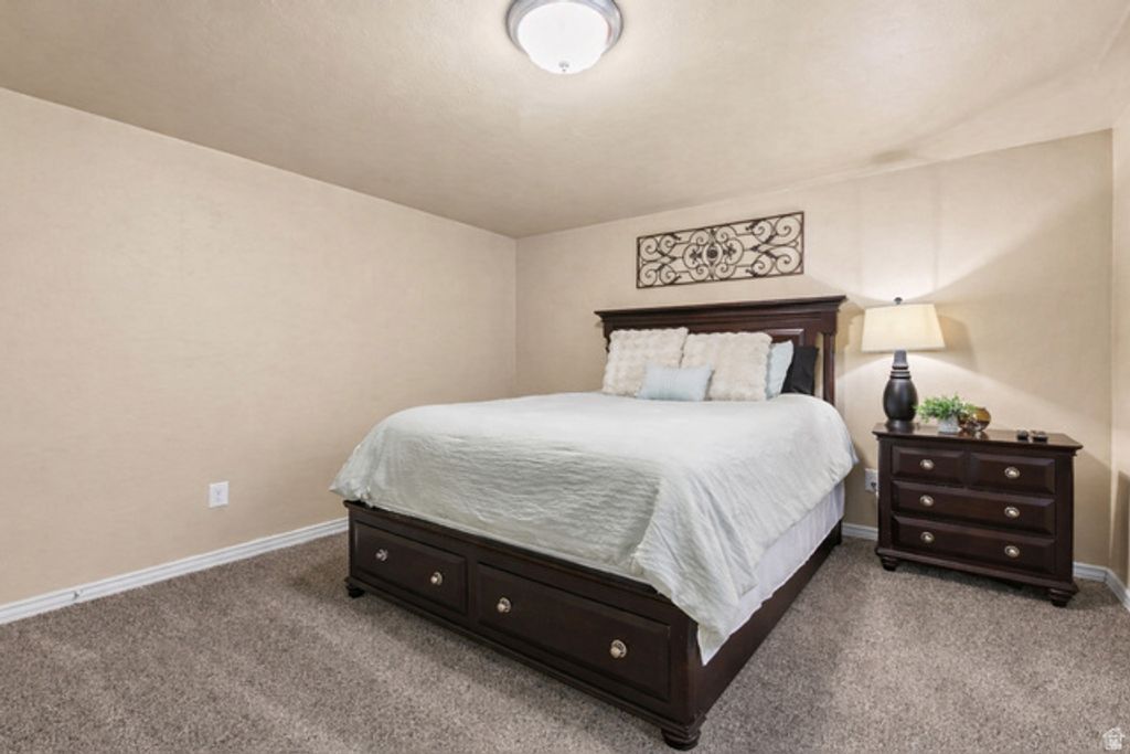 Image 37 of property listing at 3478 W CHAMBERY LN, Riverton, UT 84065