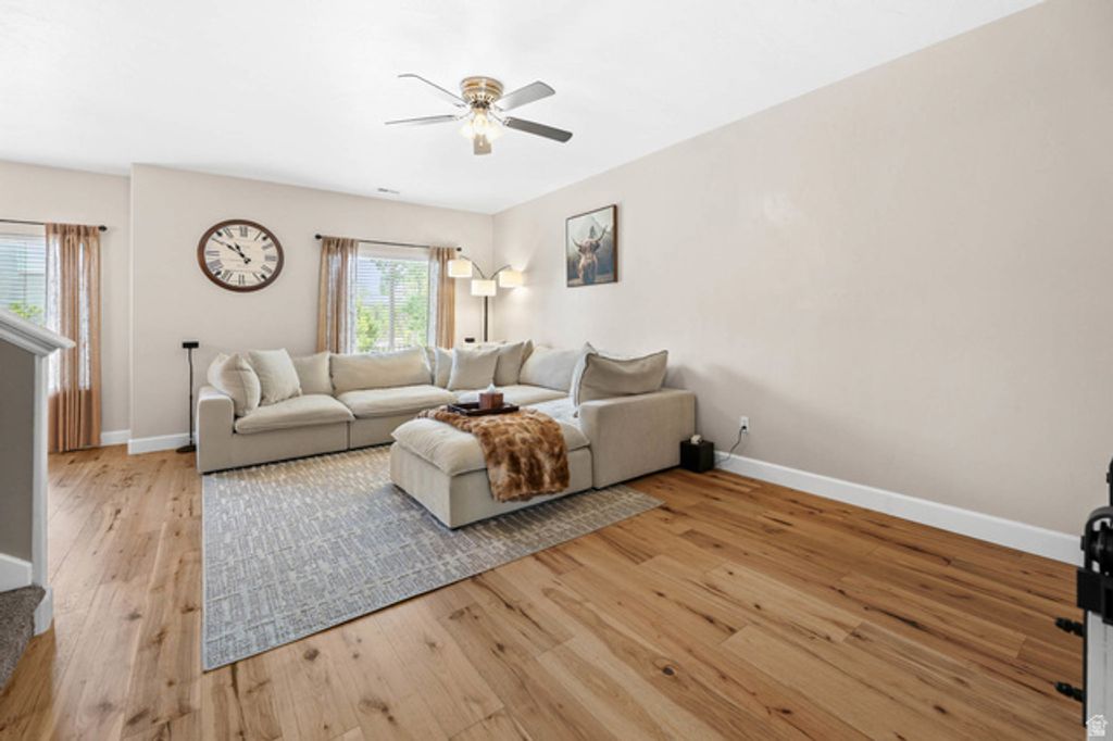 Image 7 of property listing at 3478 W CHAMBERY LN, Riverton, UT 84065