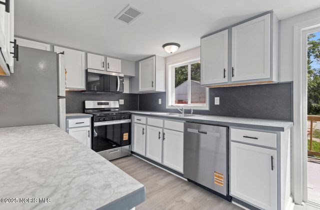 1014 Bricker Avenue, Toledo, OH 43608