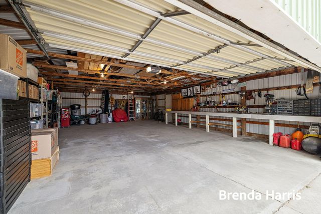 7975 E Lake Road, Holton Twp, MI 49457