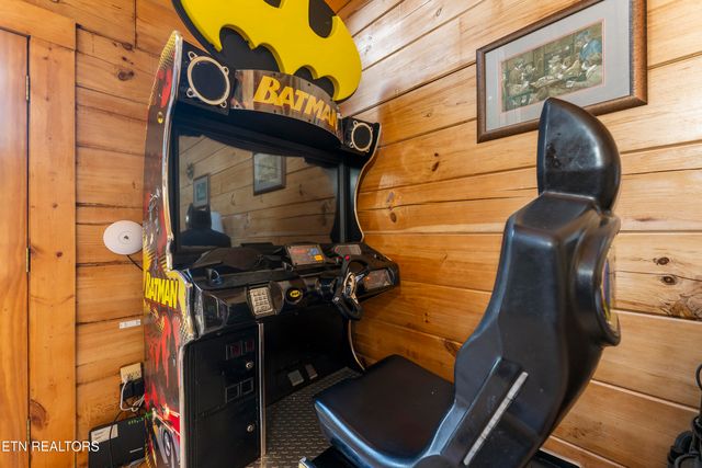 1251 Bear Cub Way, Gatlinburg, TN 37738
