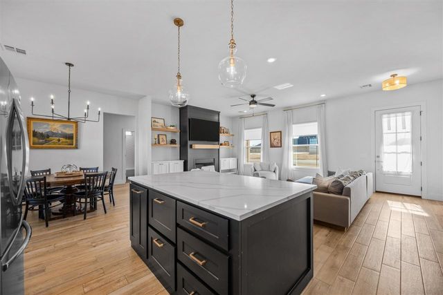 5884 Tadpole Dr, Elgin, OK 73538