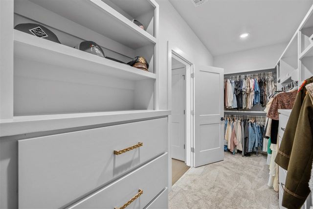 5884 Tadpole Dr, Elgin, OK 73538