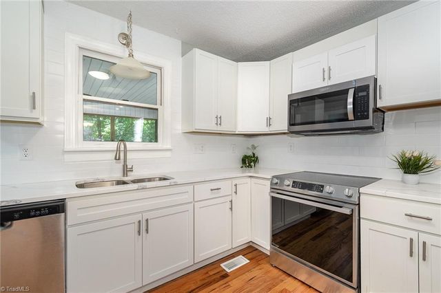 305 Spring Street, Thomasville, NC 27360