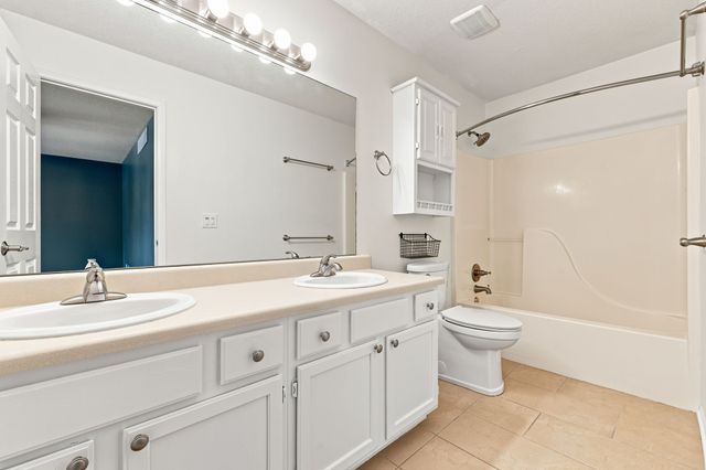 1502 NW Cedarwood Drive, Ankeny, IA 50023