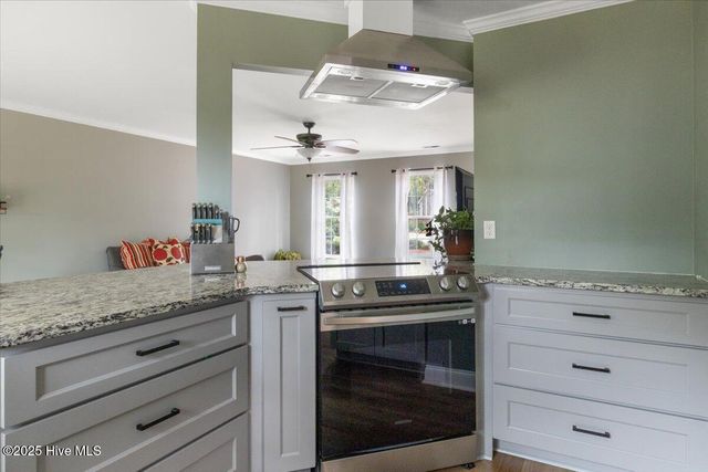 8 Saunders Lane, Pinehurst, NC 28374