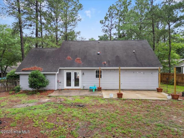 8 Saunders Lane, Pinehurst, NC 28374