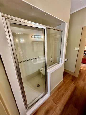 103 W Damon Street, Terrell, TX 75160