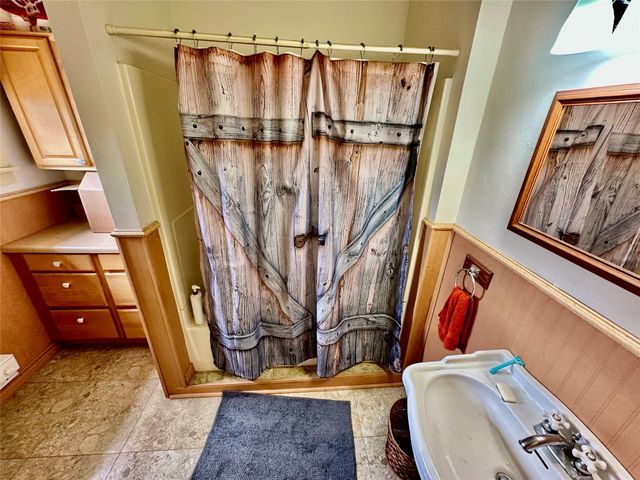 103 W Damon Street, Terrell, TX 75160