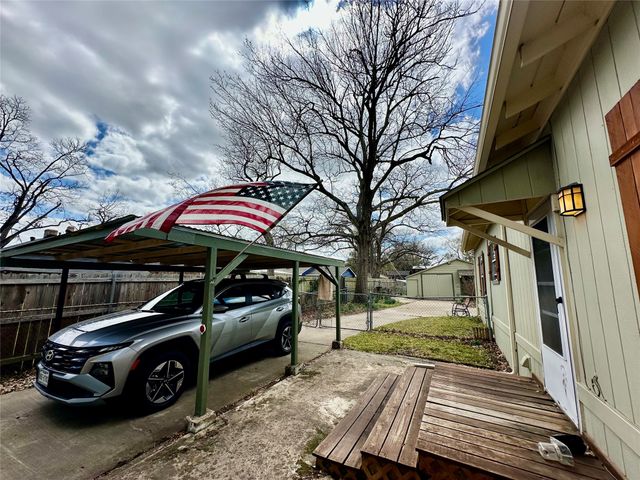 103 W Damon Street, Terrell, TX 75160