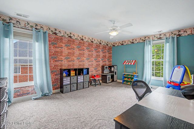 6119 Perrin Dr, Crestwood, KY 40014