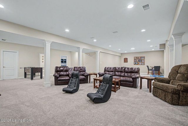 6119 Perrin Dr, Crestwood, KY 40014