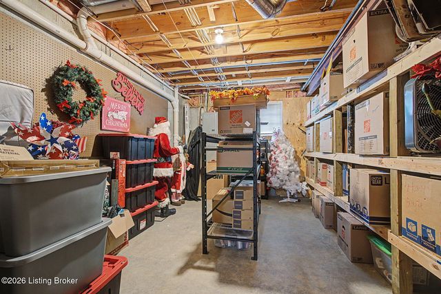 6119 Perrin Dr, Crestwood, KY 40014