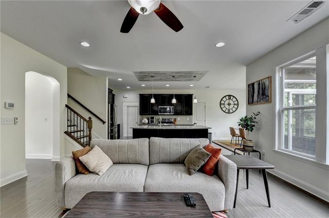 1640 Primrose Park Road, Sugar Hill, GA 30518