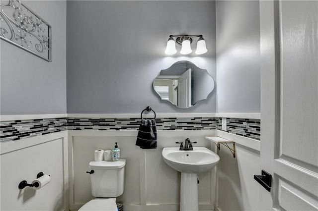 1640 Primrose Park Road, Sugar Hill, GA 30518