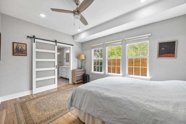 1710 Mckee Street, Houston, TX 77009