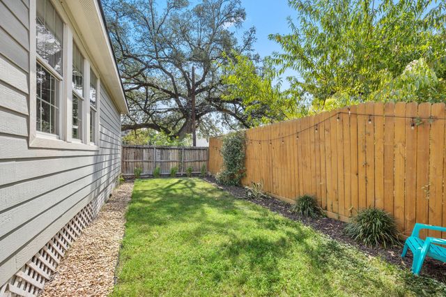 1710 Mckee Street, Houston, TX 77009