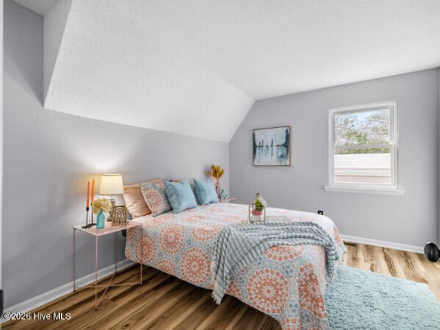 650 Queens Creek Road, Hubert, NC 28539