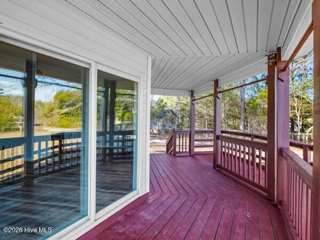 650 Queens Creek Road, Hubert, NC 28539