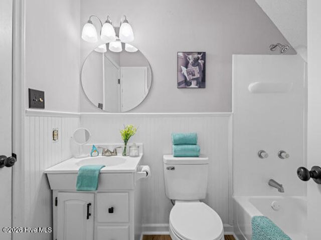 650 Queens Creek Road, Hubert, NC 28539