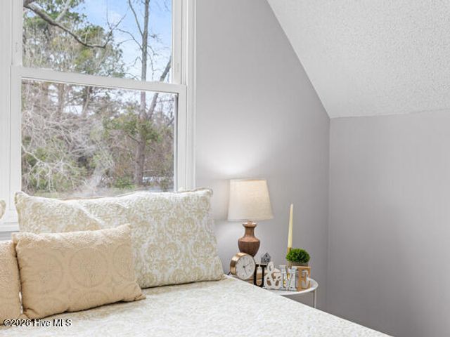 650 Queens Creek Road, Hubert, NC 28539