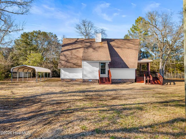 650 Queens Creek Road, Hubert, NC 28539