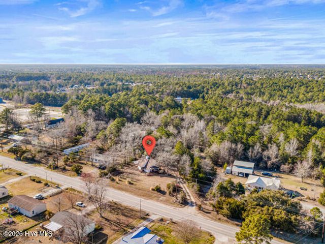 650 Queens Creek Road, Hubert, NC 28539