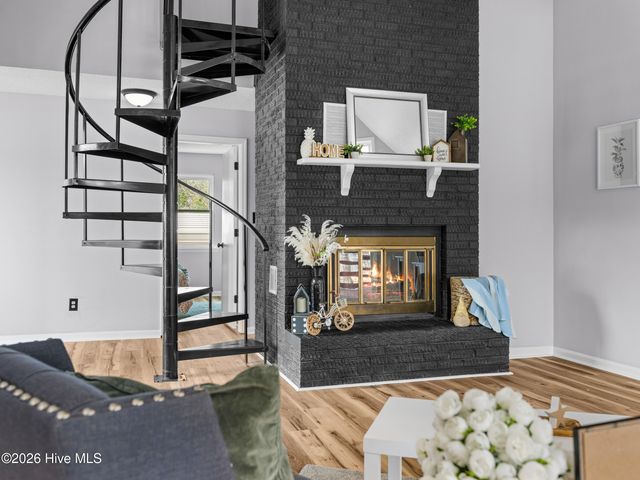 650 Queens Creek Road, Hubert, NC 28539