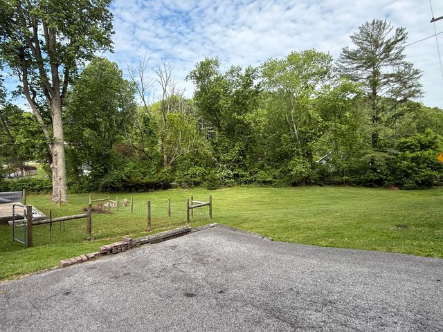 417 N Wilson Avenue, Morehead, KY 40351
