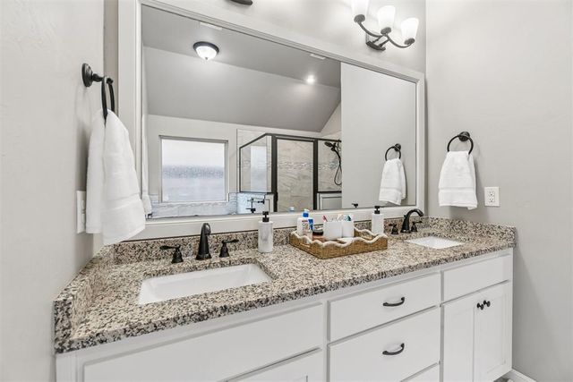 2340 Santa Monica Street, Edmond, OK 73034
