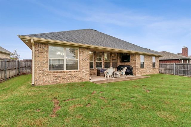 2340 Santa Monica Street, Edmond, OK 73034