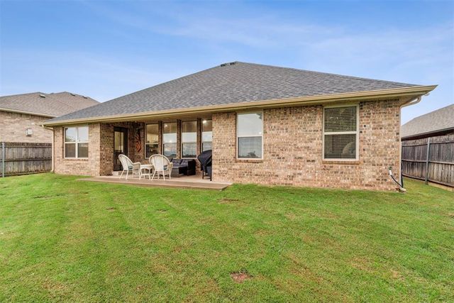 2340 Santa Monica Street, Edmond, OK 73034