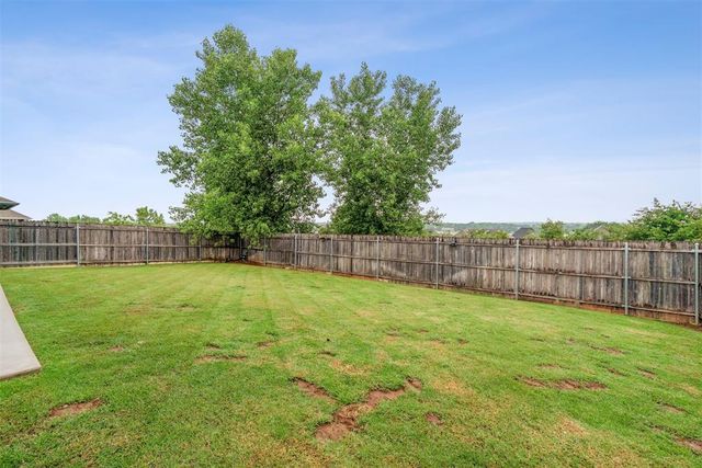 2340 Santa Monica Street, Edmond, OK 73034
