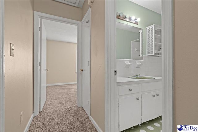 2303 McCown Dr, Florence, SC 29501