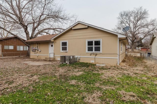 601 W 12th Ave, El Dorado, KS 67042
