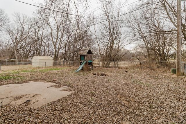 601 W 12th Ave, El Dorado, KS 67042