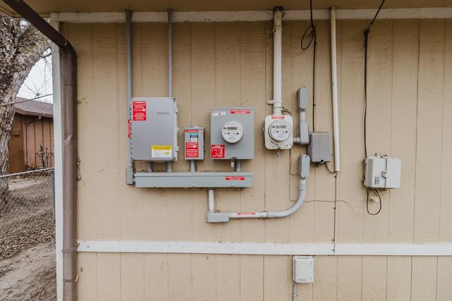 601 W 12th Ave, El Dorado, KS 67042