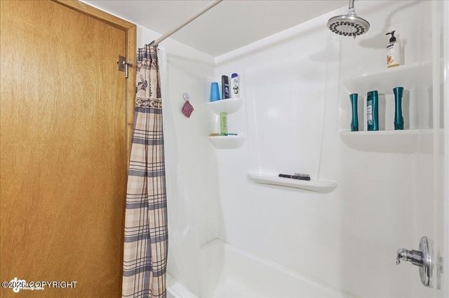 37901 Hall Road, Sterling, AK 99672