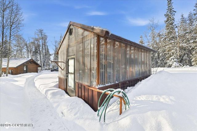 37901 Hall Road, Sterling, AK 99672