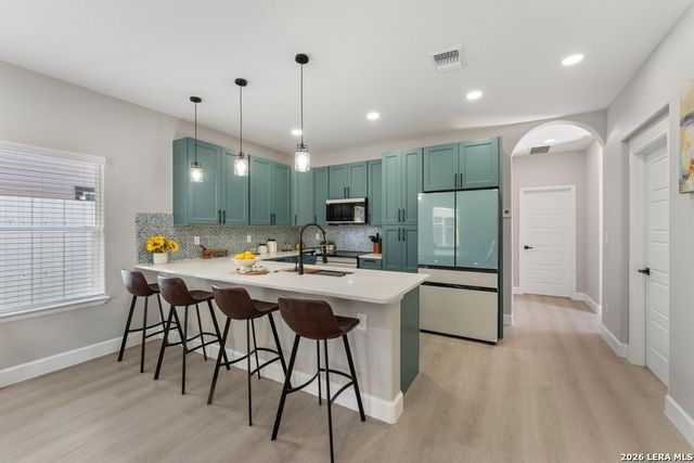 153 Stribling, San Antonio, TX 78204